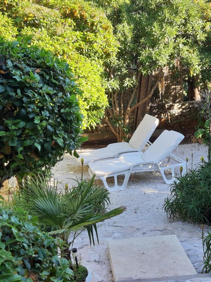 Apartment Lila Garden Bol Exterior photo